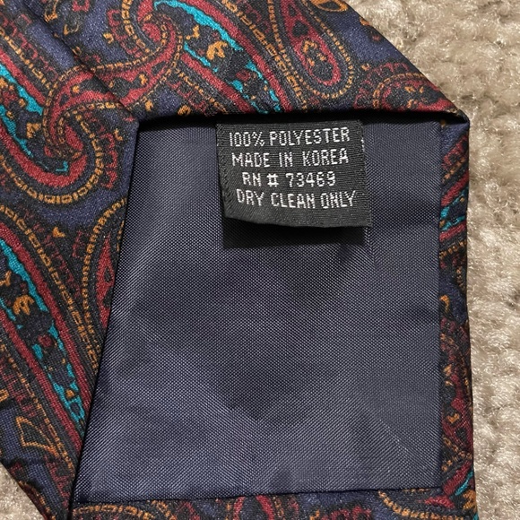 Men’s Vintage LOONEY TUNES Mania 1994 Paisley Neck Tie - Picture 4 of 5